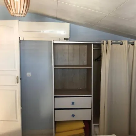Holiday home Casa Acogedora De 2 Plantas Empuriabrava